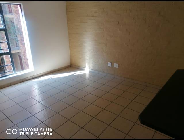 2 BEDROOM FLAT RENTED IN DIE WILGERS